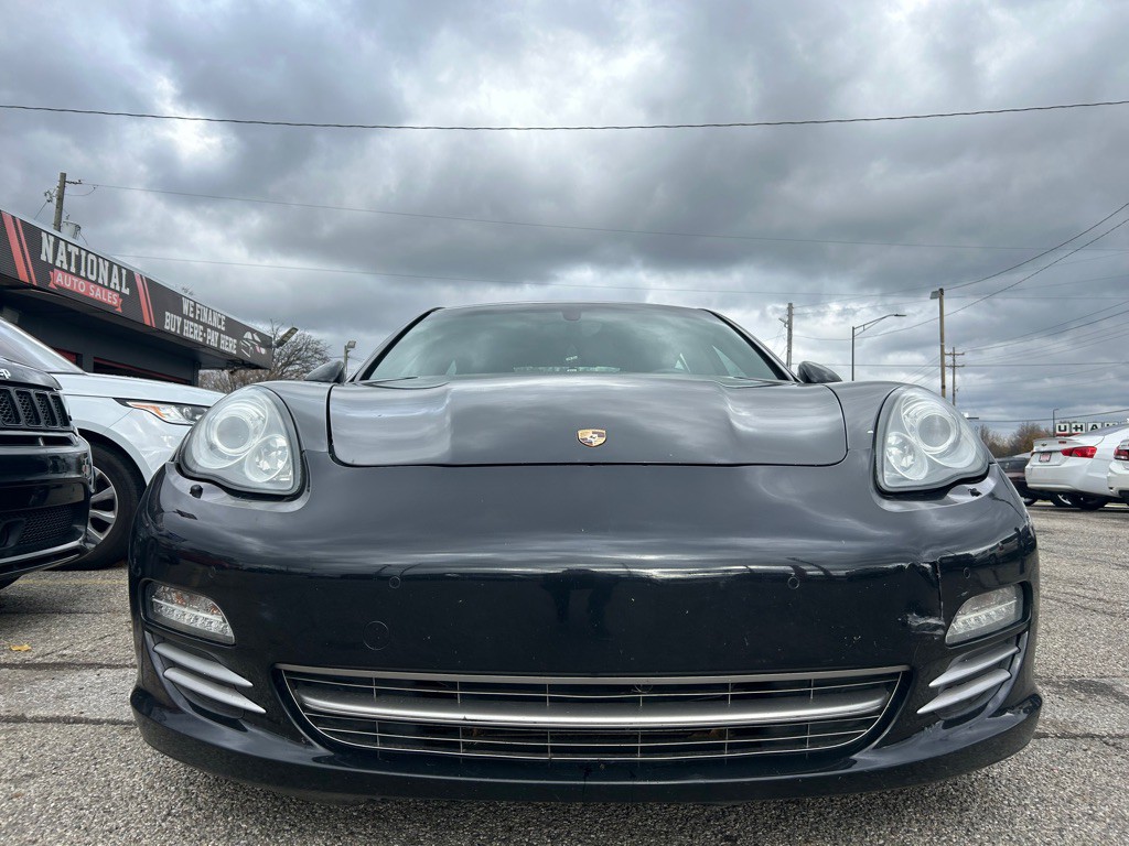 2013 Porsche Panamera Image 3