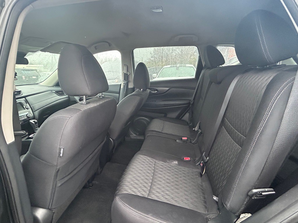 2019 Nissan Rogue Image 9