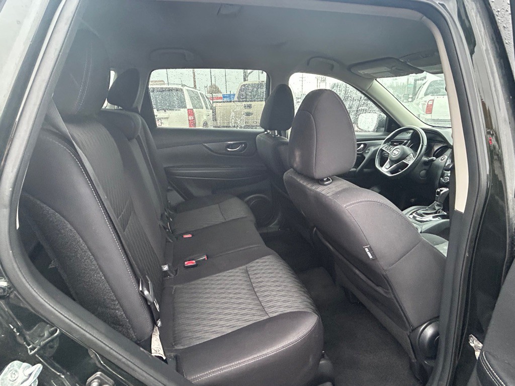 2019 Nissan Rogue Image 12