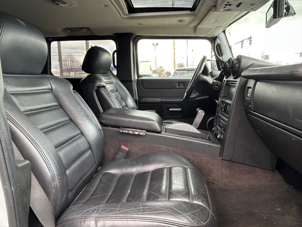 2007 HUMMER H2 Image 11