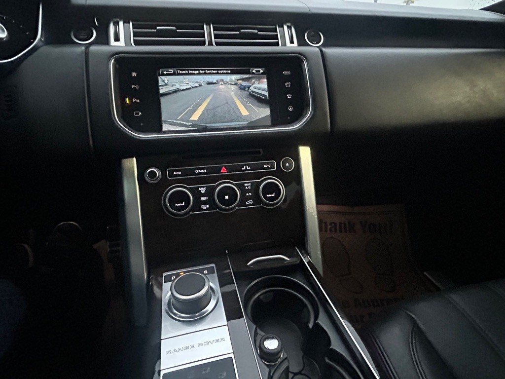 2016 Land Rover Range Rover Image 11