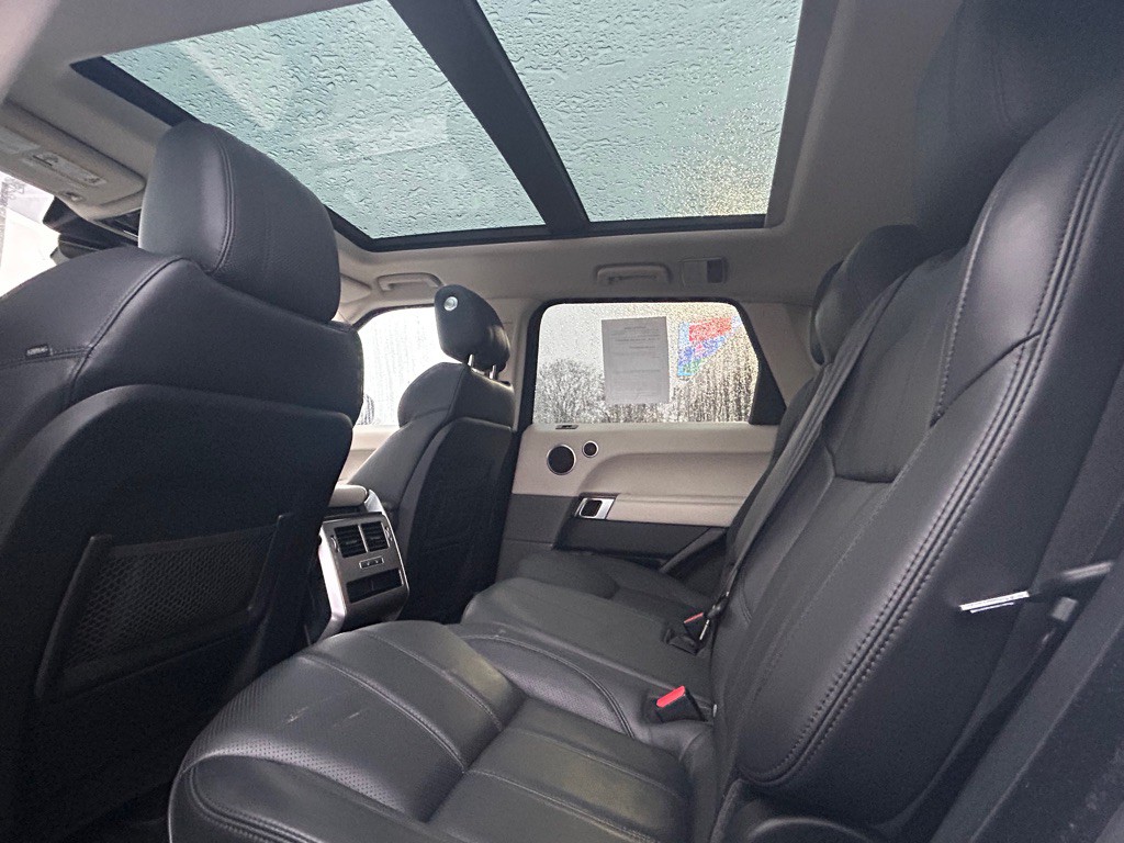 2017 Land Rover Range Rover Sport Image 8