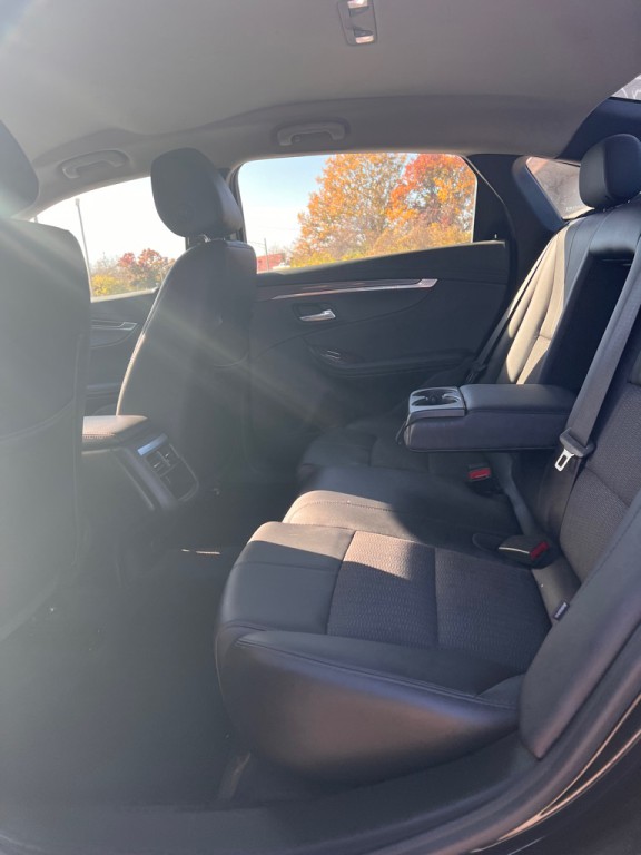 2015 Chevrolet Impala Image 8