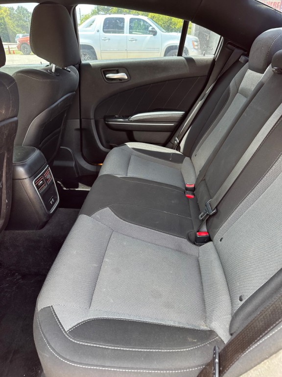 2016 Dodge Charger Image 9