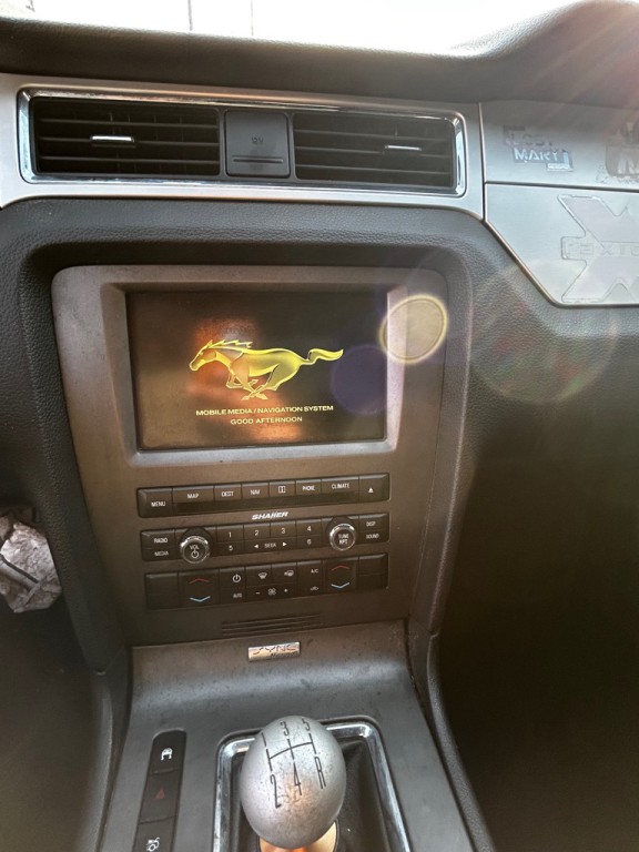 2010 Ford Mustang Image 13