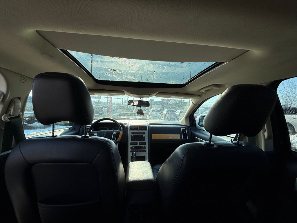 2010 Lincoln MKX Image 4