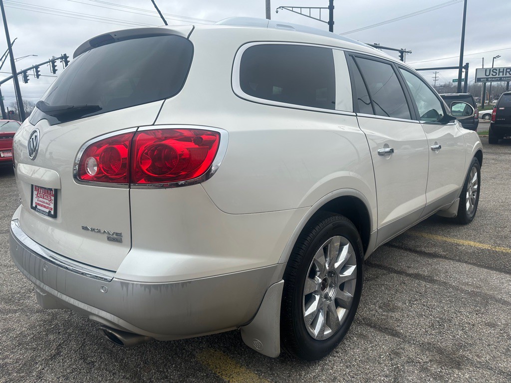 2011 Buick Enclave Image 5