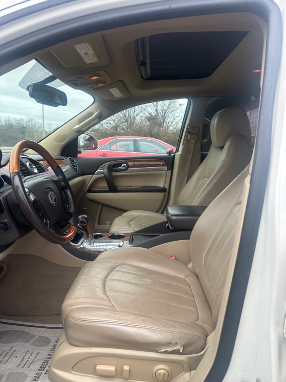 2011 Buick Enclave Image 8