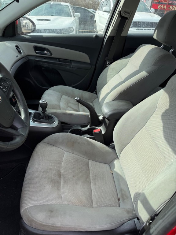 2015 Chevrolet Cruze Image 8