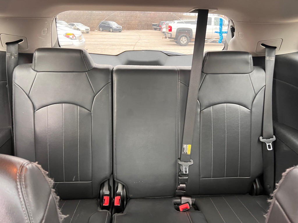 2016 Chevrolet Traverse Image 11