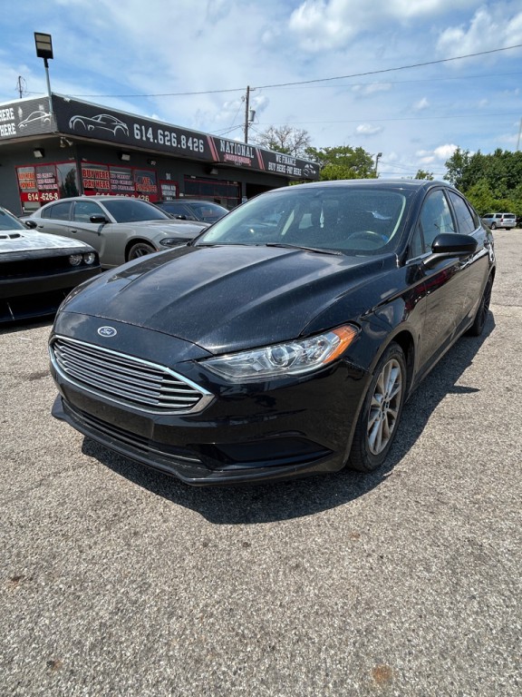 2017 Ford Fusion Image 1