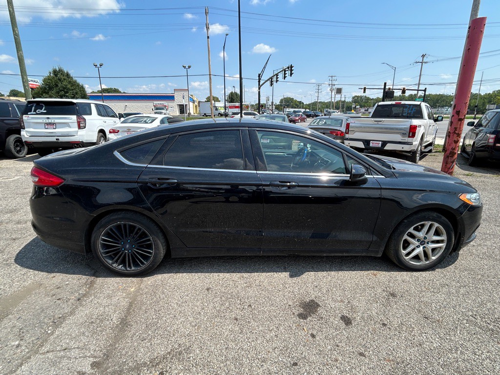 2017 Ford Fusion Image 4