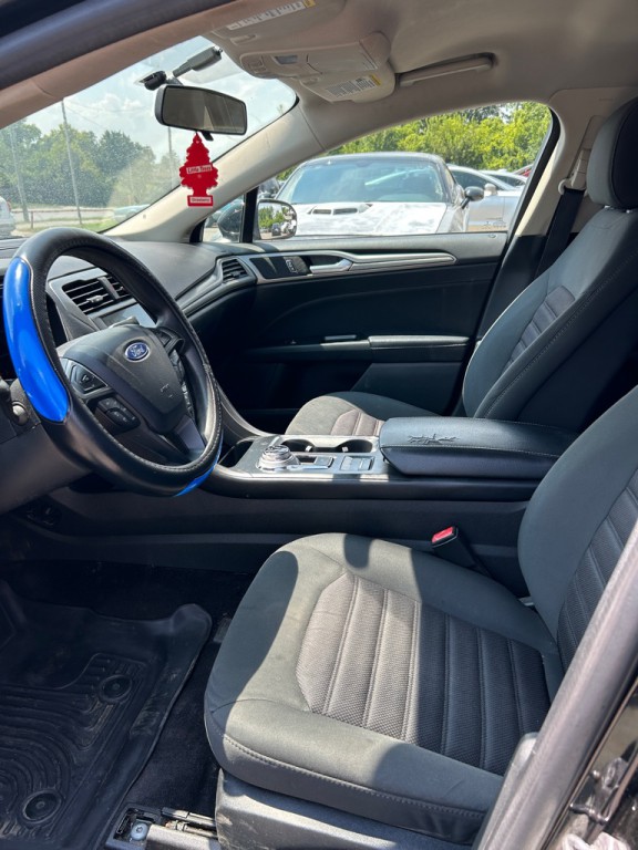 2017 Ford Fusion Image 9