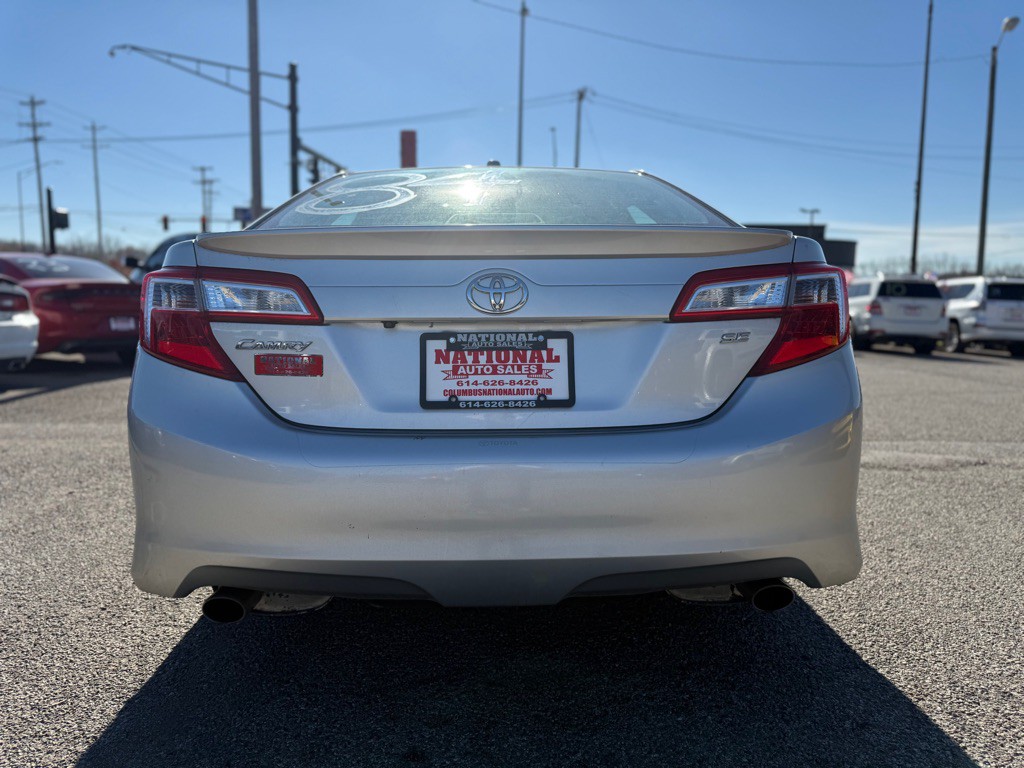 2014 Toyota Camry Image 4