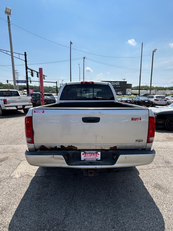 2004 Dodge Ram 1500 Image 8