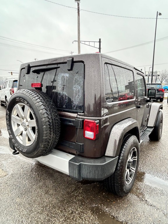 2013 Jeep Wrangler Image 6