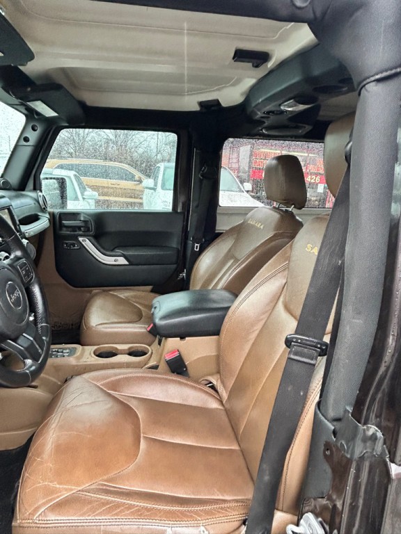 2013 Jeep Wrangler Image 10