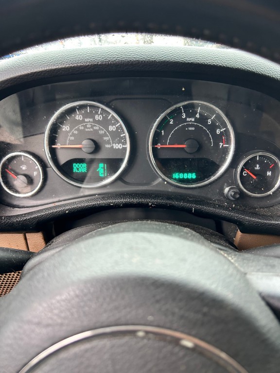 2013 Jeep Wrangler Image 13