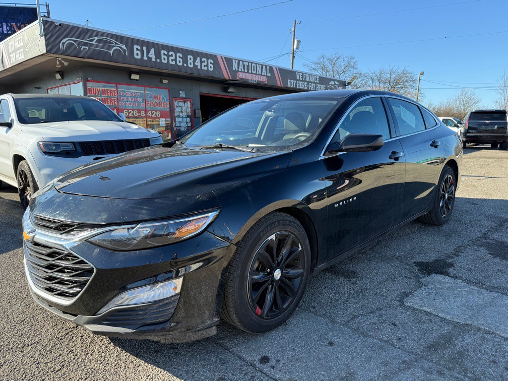 2020 Chevrolet Malibu Image 1