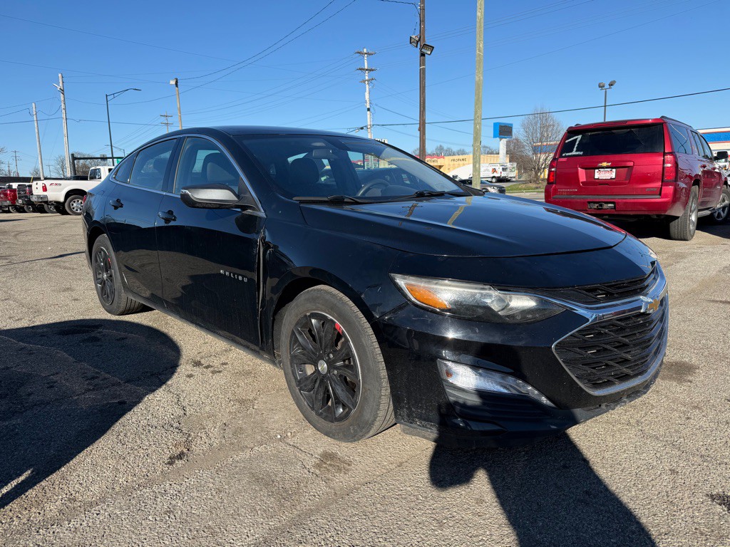2020 Chevrolet Malibu Image 2