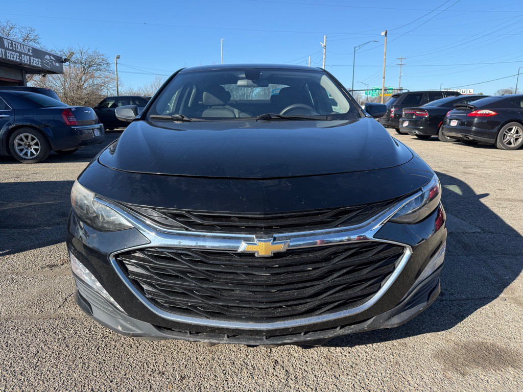 2020 Chevrolet Malibu Image 3