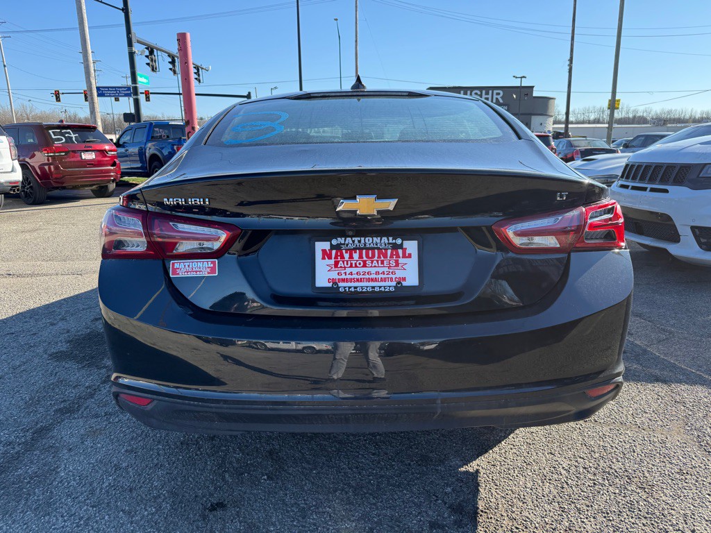 2020 Chevrolet Malibu Image 6