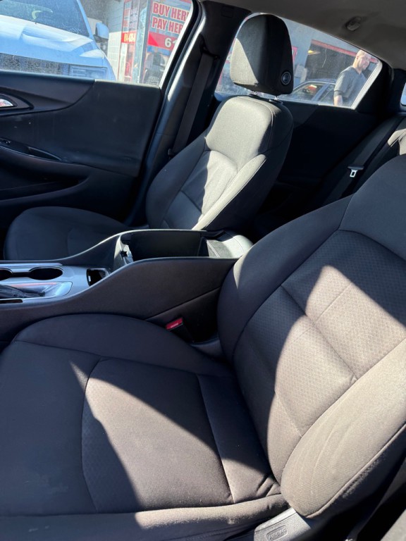 2020 Chevrolet Malibu Image 8