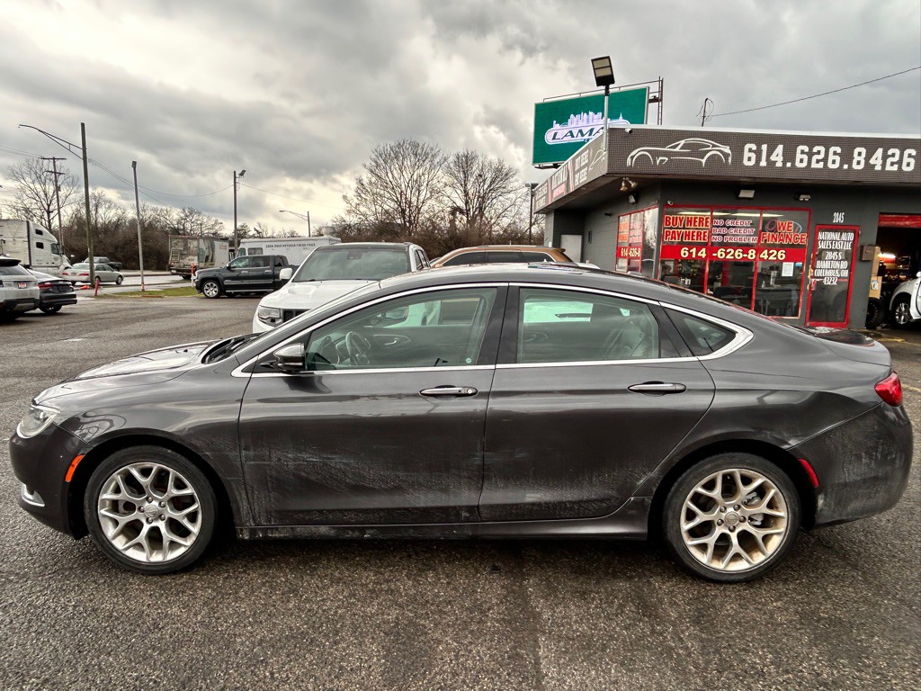 2015 Chrysler 200 Image 7