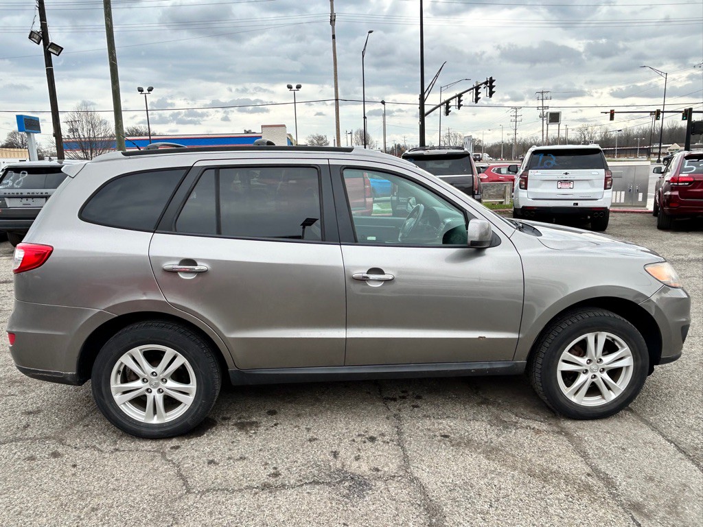 2011 Hyundai Santa Fe Image 4