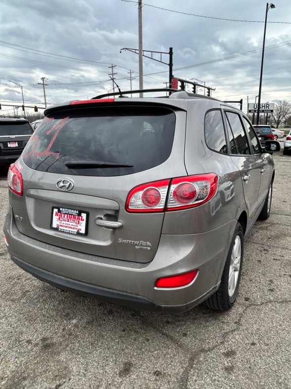 2011 Hyundai Santa Fe Image 6