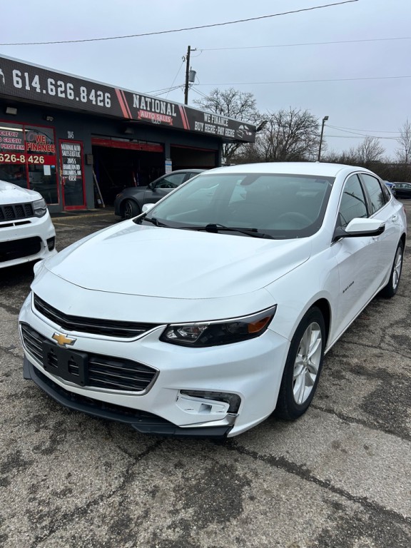 2018 Chevrolet Malibu Image 1