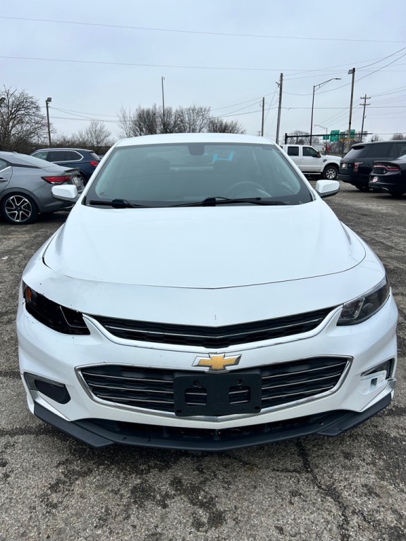 2018 Chevrolet Malibu Image 3