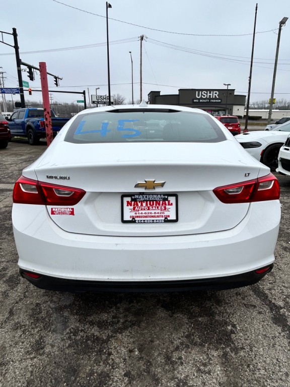 2018 Chevrolet Malibu Image 8