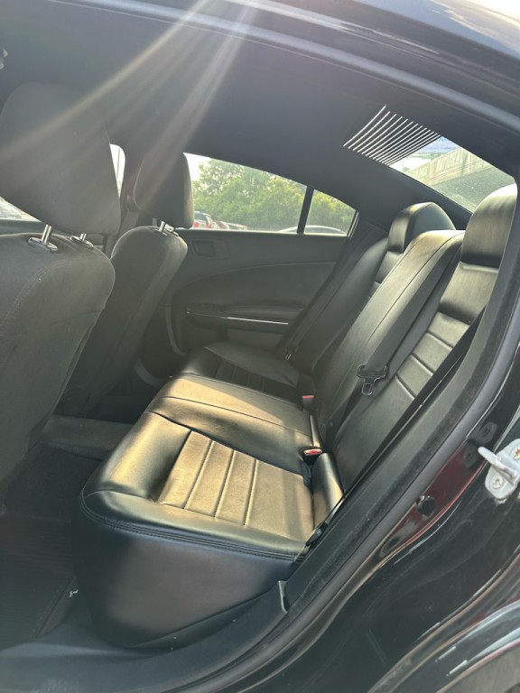 2014 Dodge Charger Image 9