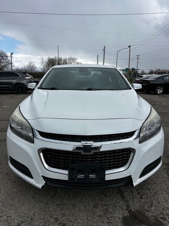 2015 Chevrolet Malibu Image 3