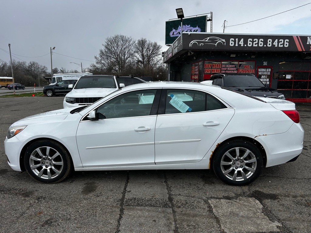 2015 Chevrolet Malibu Image 4