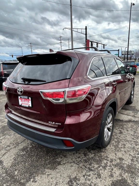 2015 Toyota Highlander Image 3