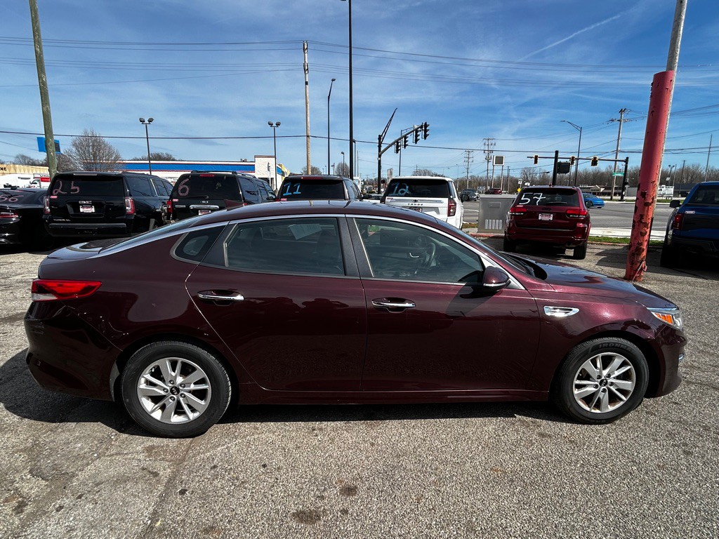 2018 Kia Optima Image 5