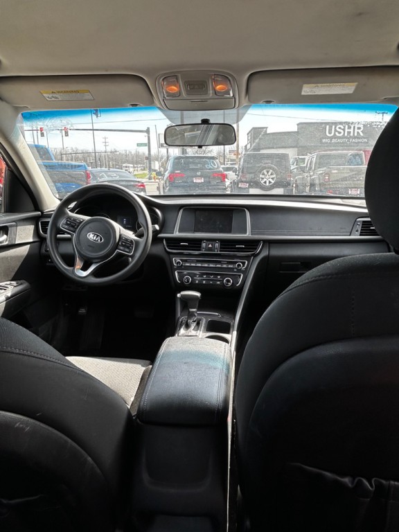 2018 Kia Optima Image 9