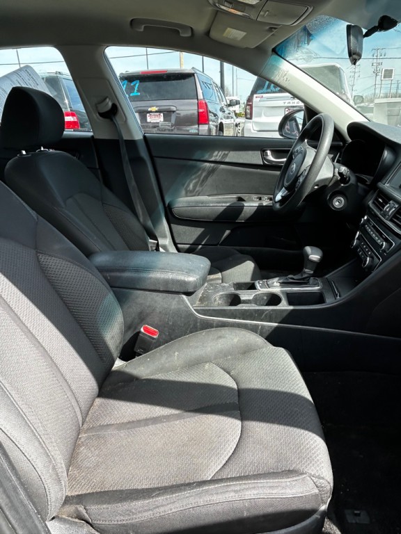 2018 Kia Optima Image 12