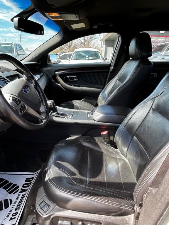 2016 Ford Taurus Image 10