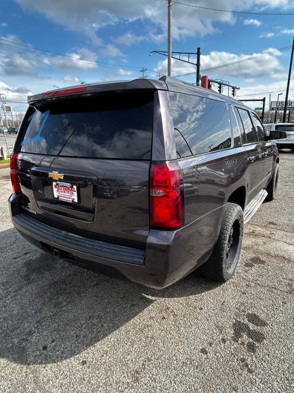 2015 Chevrolet Suburban Image 6