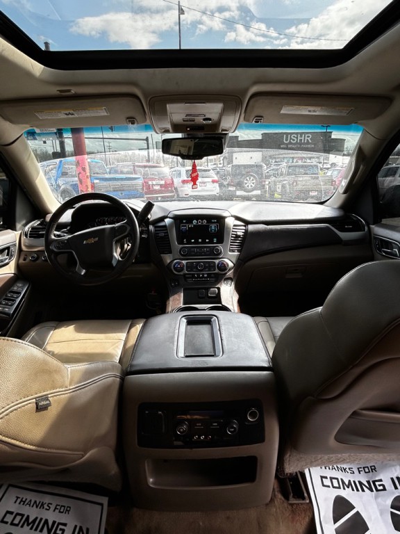 2015 Chevrolet Suburban Image 9