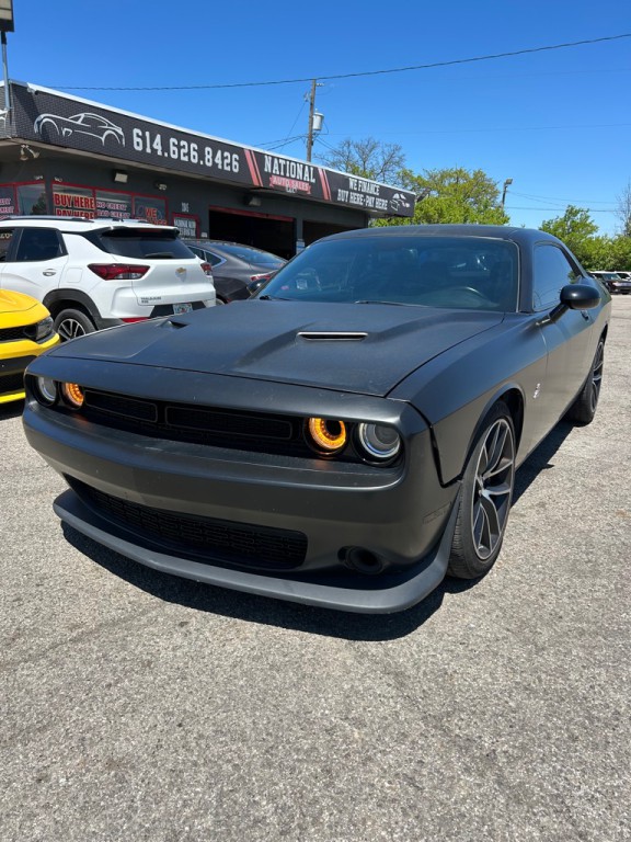 2016 Dodge Challenger Image 1