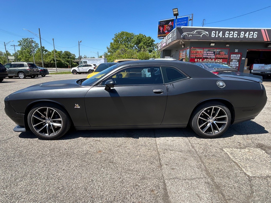2016 Dodge Challenger Image 3
