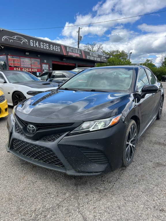 2019 Toyota Camry Image 1
