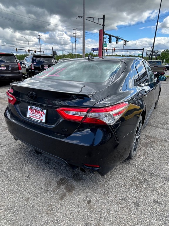 2019 Toyota Camry Image 5