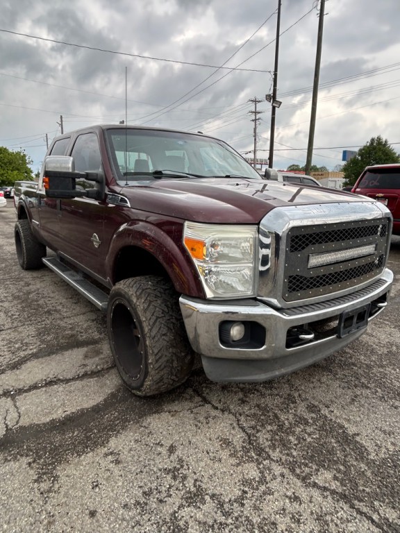 2011 Ford F-250 Image 2