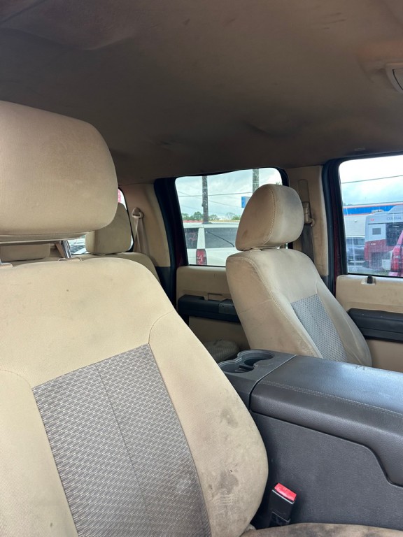 2011 Ford F-250 Image 12
