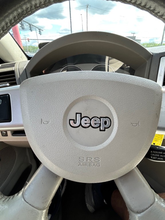 2008 Jeep Grand Cherokee Image 13